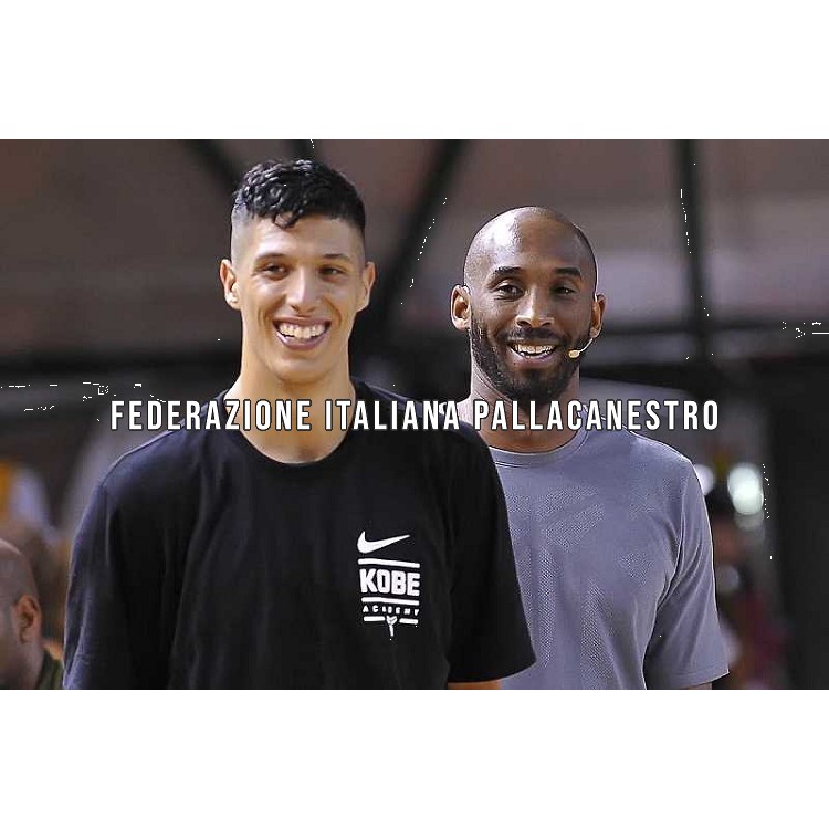 Kobe Bryant Simone Fontecchio - Clinic con Kobe Bryant e Ettore Messina, mamba mentality tour 2016, 22/07/2016, Milano. Foto Fip/Ciamillo